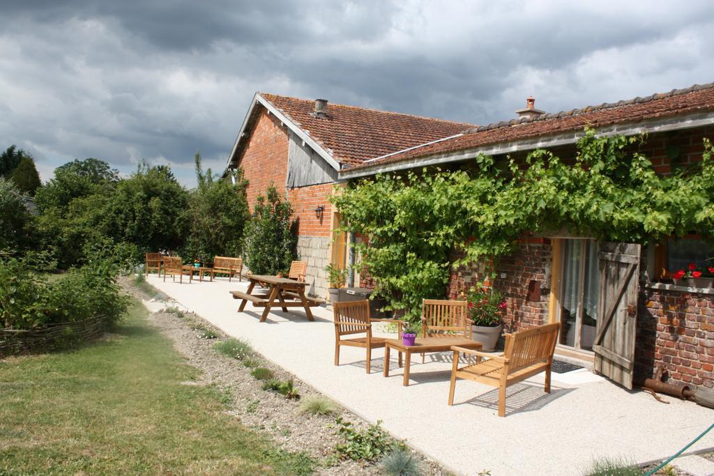 Au Passage Des Grues Bed & Breakfast Drosnay Стая снимка