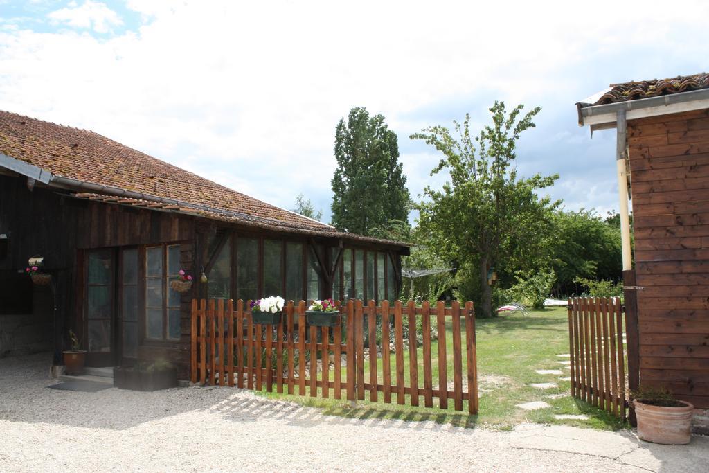 Au Passage Des Grues Bed & Breakfast Drosnay Екстериор снимка