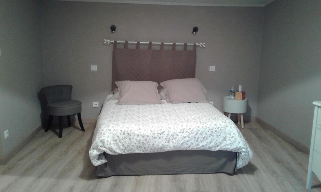 Au Passage Des Grues Bed & Breakfast Drosnay Екстериор снимка